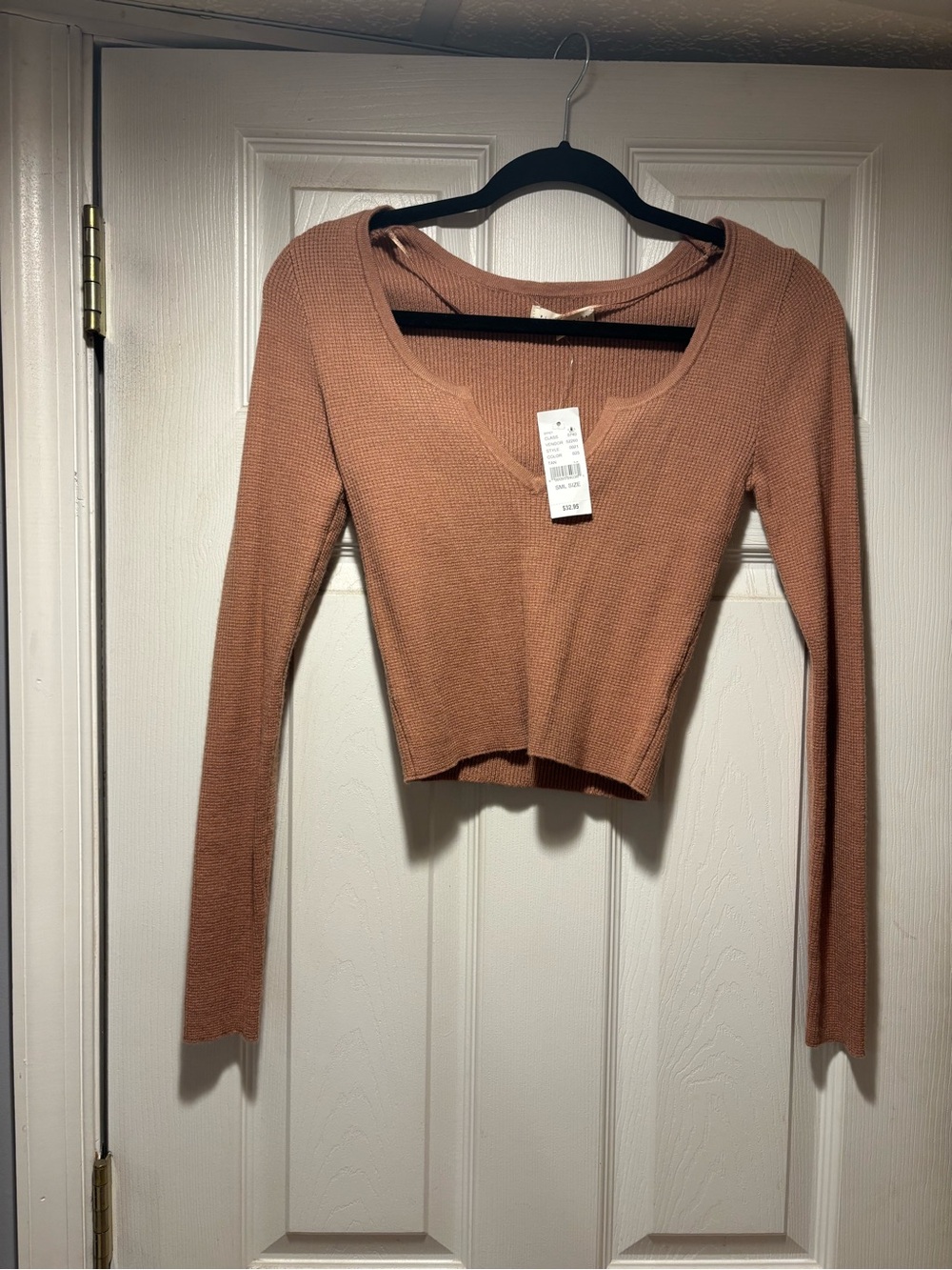 PacSun Ribbed Scoop-Neck Cropped Long Sleeve Top - Tan/Rusty Rose
